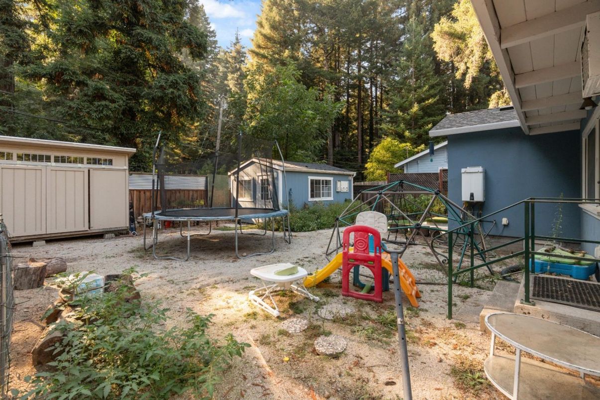 Backyard, Exterior, Playground