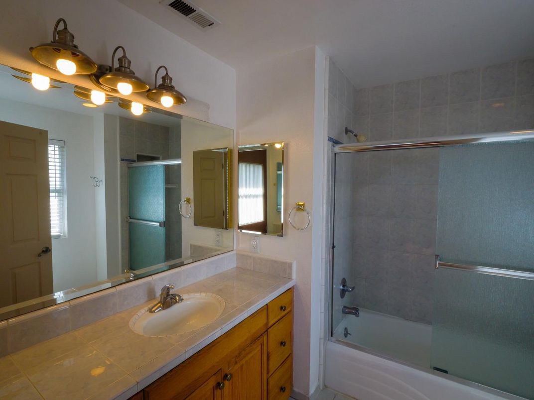 Bathroom, Interior, Tile Countertops