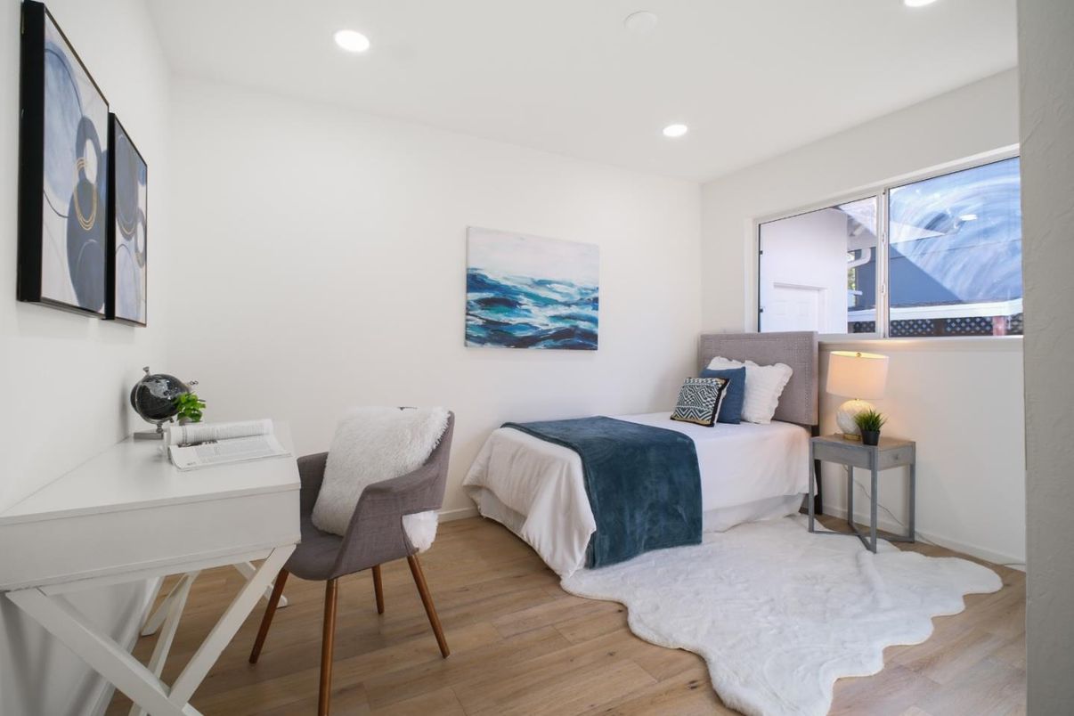 Bedroom, Home Office, Interior, Recessed Lighting, Wood Texture Flooring