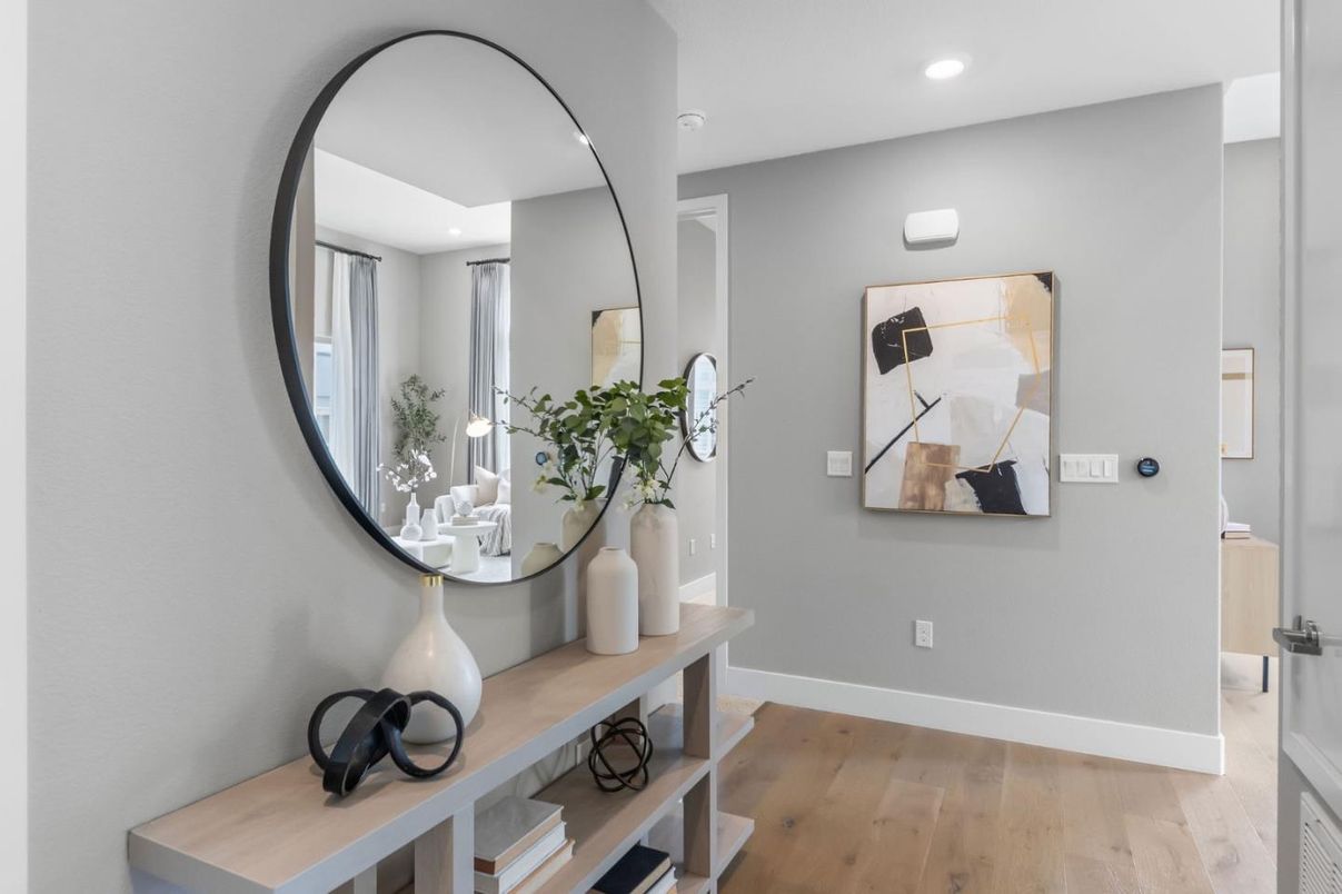 Interior, Recessed Lighting, Wood Texture Flooring