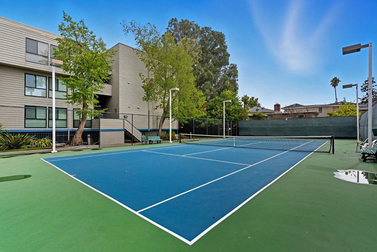 Exterior, Tennis Courts