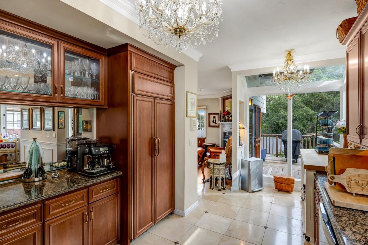 Chandelier, Interior, Kitchen