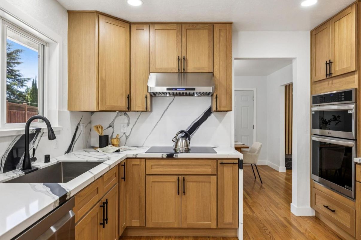 Interior, Kitchen, Recessed Lighting, Wood Texture Flooring