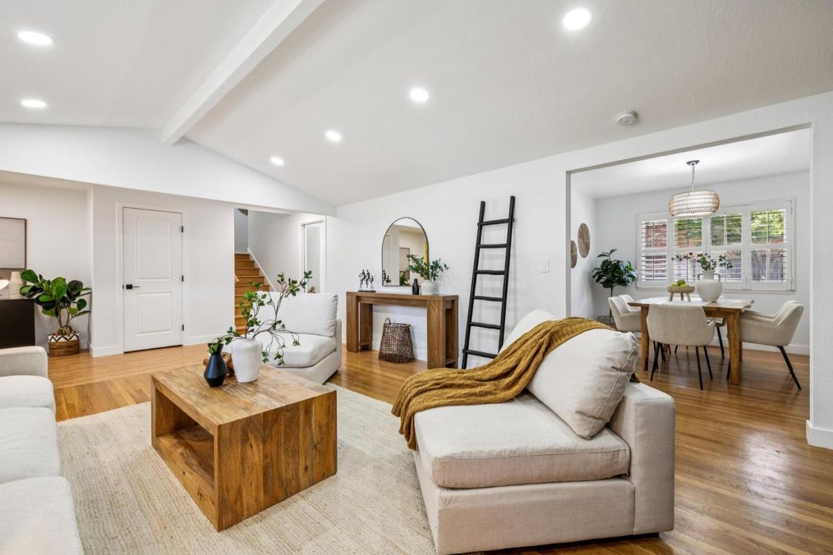 Dining room, Interior, Living room, Recessed Lighting, Wood Texture Flooring