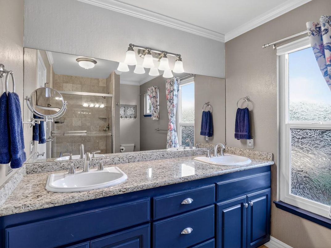 Bathroom, Dual Sink Vanities, Glass Shower, Interior