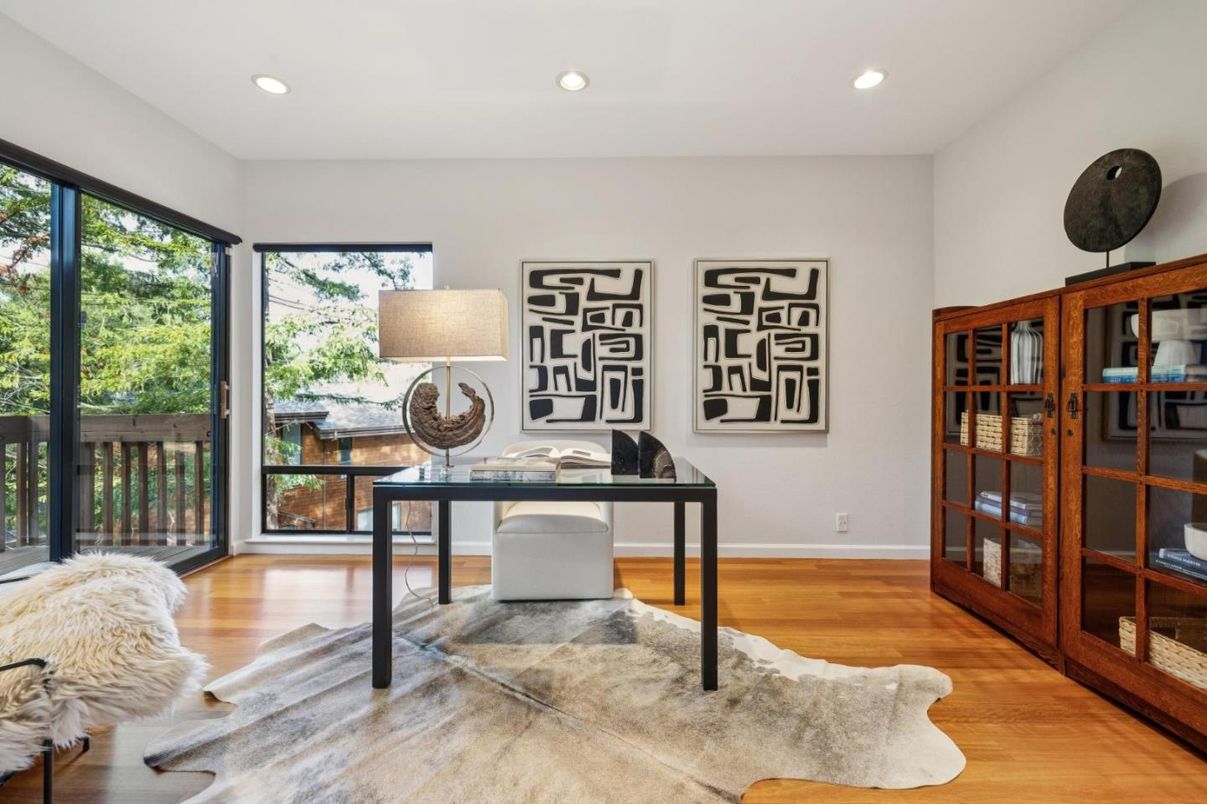 Home Office, Interior, Recessed Lighting, Wood Texture Flooring