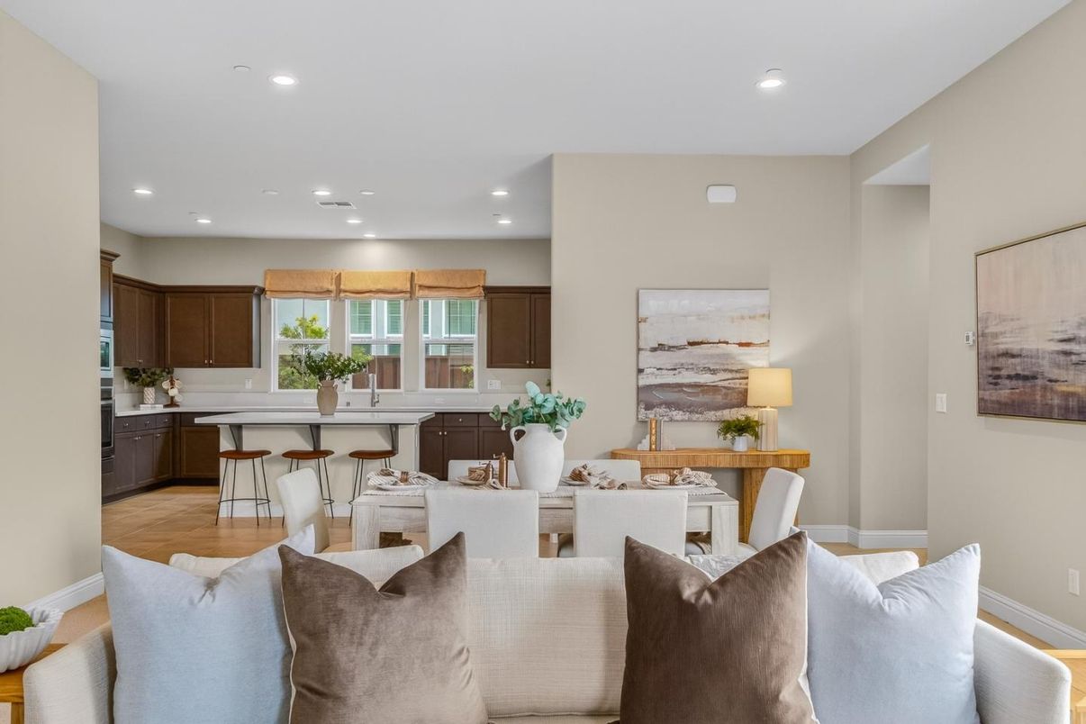 Dining room, Interior, Kitchen, Recessed Lighting, Wood Texture Flooring