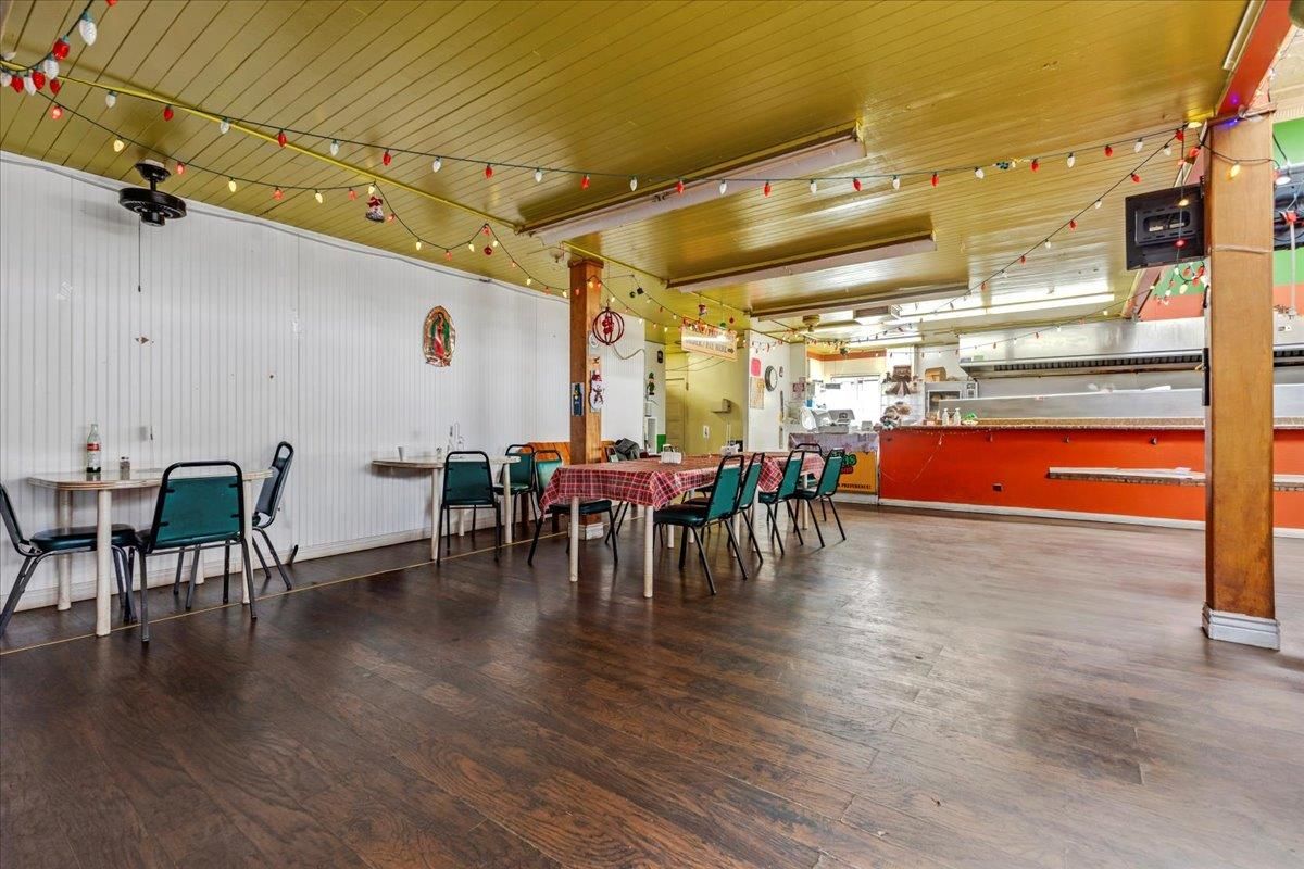 Dining room, Interior, Wood Texture Flooring