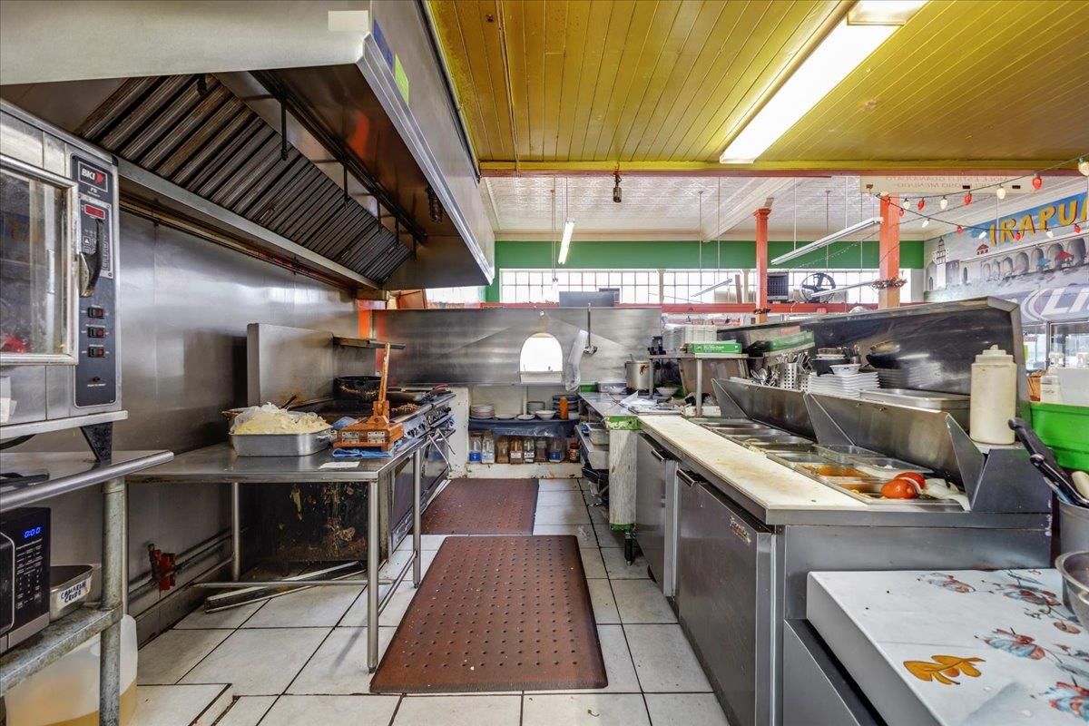 Interior, Kitchen, Stainless Steel Appliances