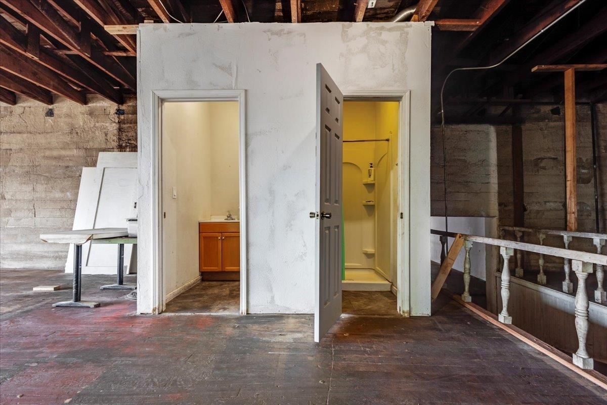 Interior, Wooden Beams