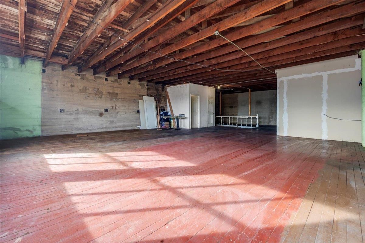 Empty room, Interior, Wooden Beams, Wooden Ceilings, Wood Texture Flooring, Wooden Walls