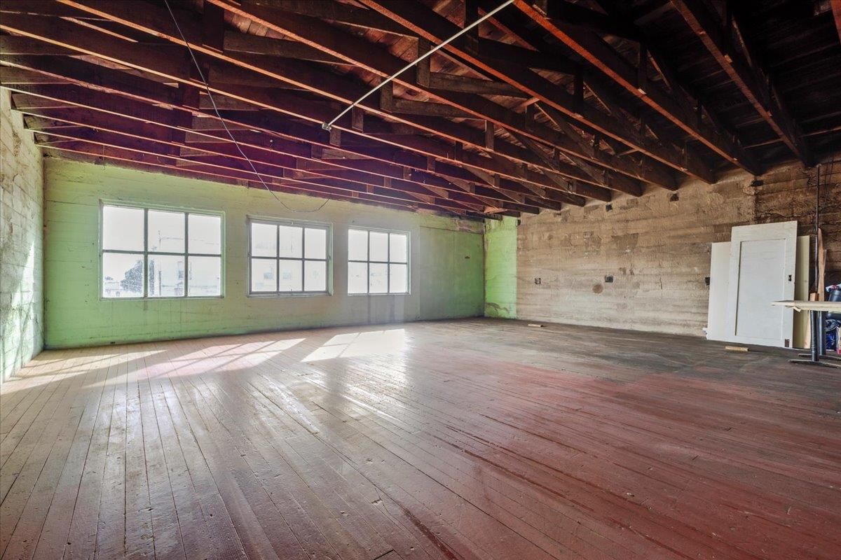 Empty room, Interior, Wooden Beams, Wooden Ceilings, Wood Texture Flooring, Wooden Walls