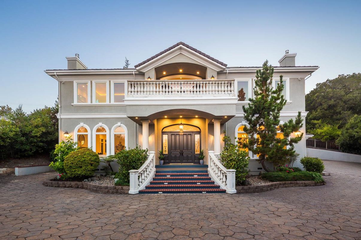 Exterior, Facade, French Provincial