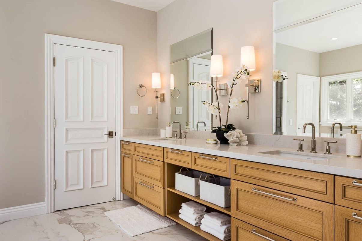 Bathroom, Dual Sink Vanities, Interior, Marble, Recessed Lighting