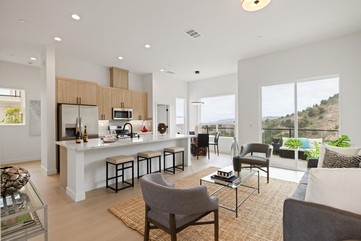 Dining room, Interior, Kitchen, Living room, Pendant Lights, Recessed Lighting, Stainless Steel Appliances, Wood Texture Flooring