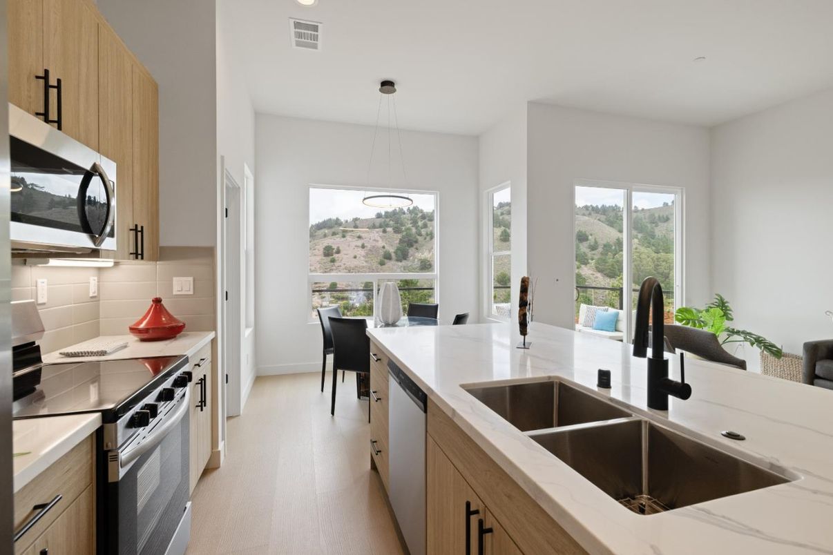 Dining room, Interior, Kitchen, Pendant Lights