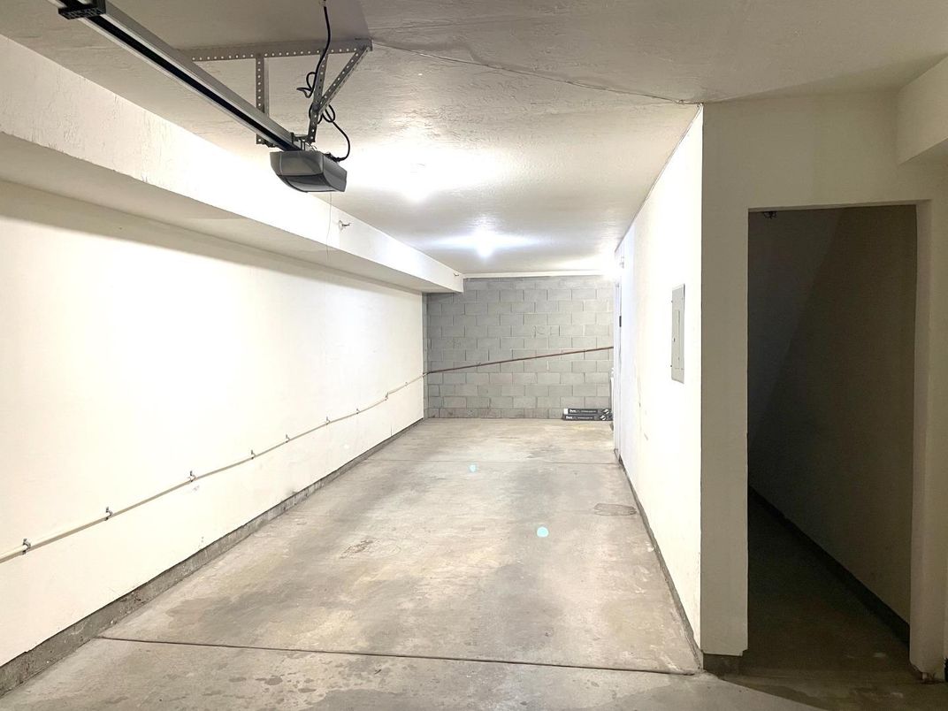 Garage, Interior, Stone Walls