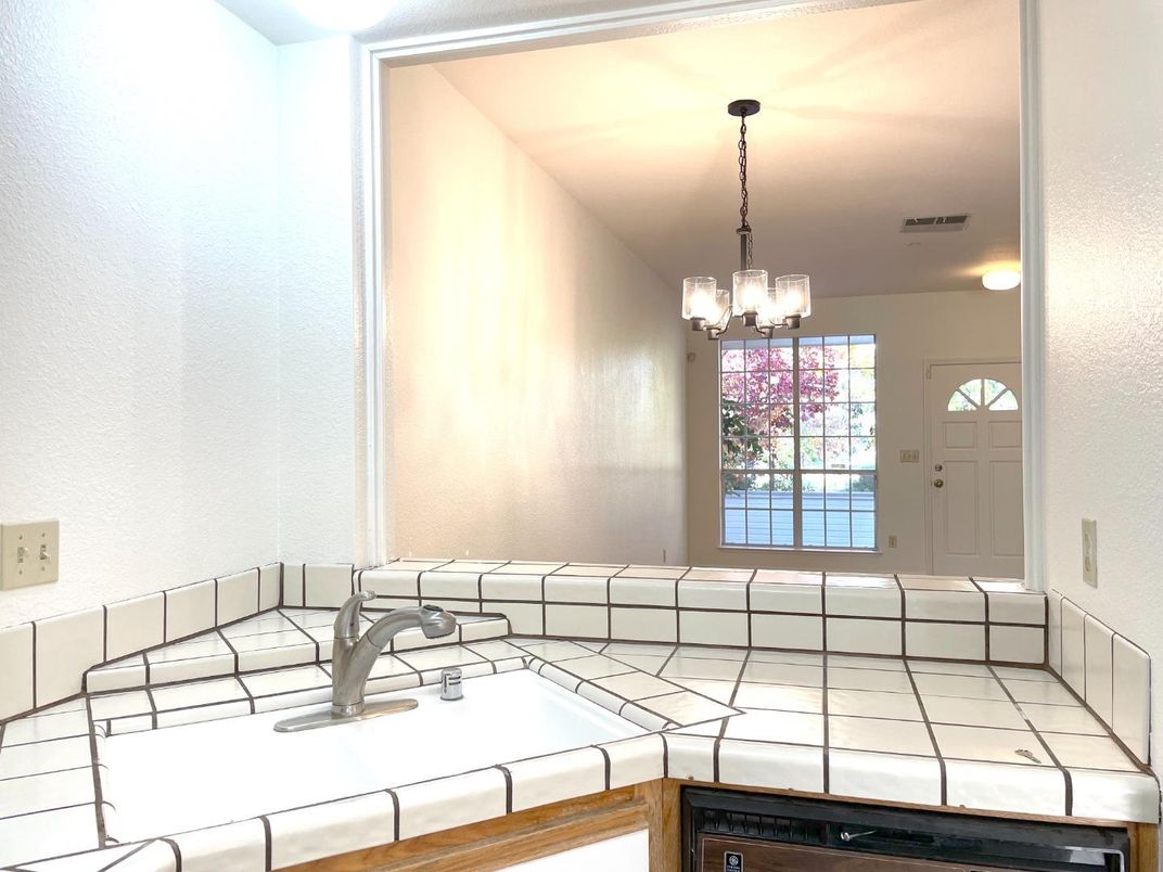 Chandelier, Interior, Pendant Lights