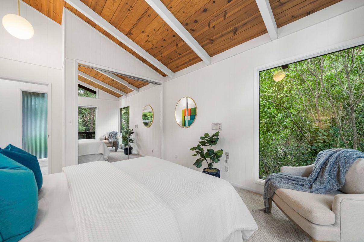 Bedroom, Interior, Wooden Beams, Wooden Ceilings