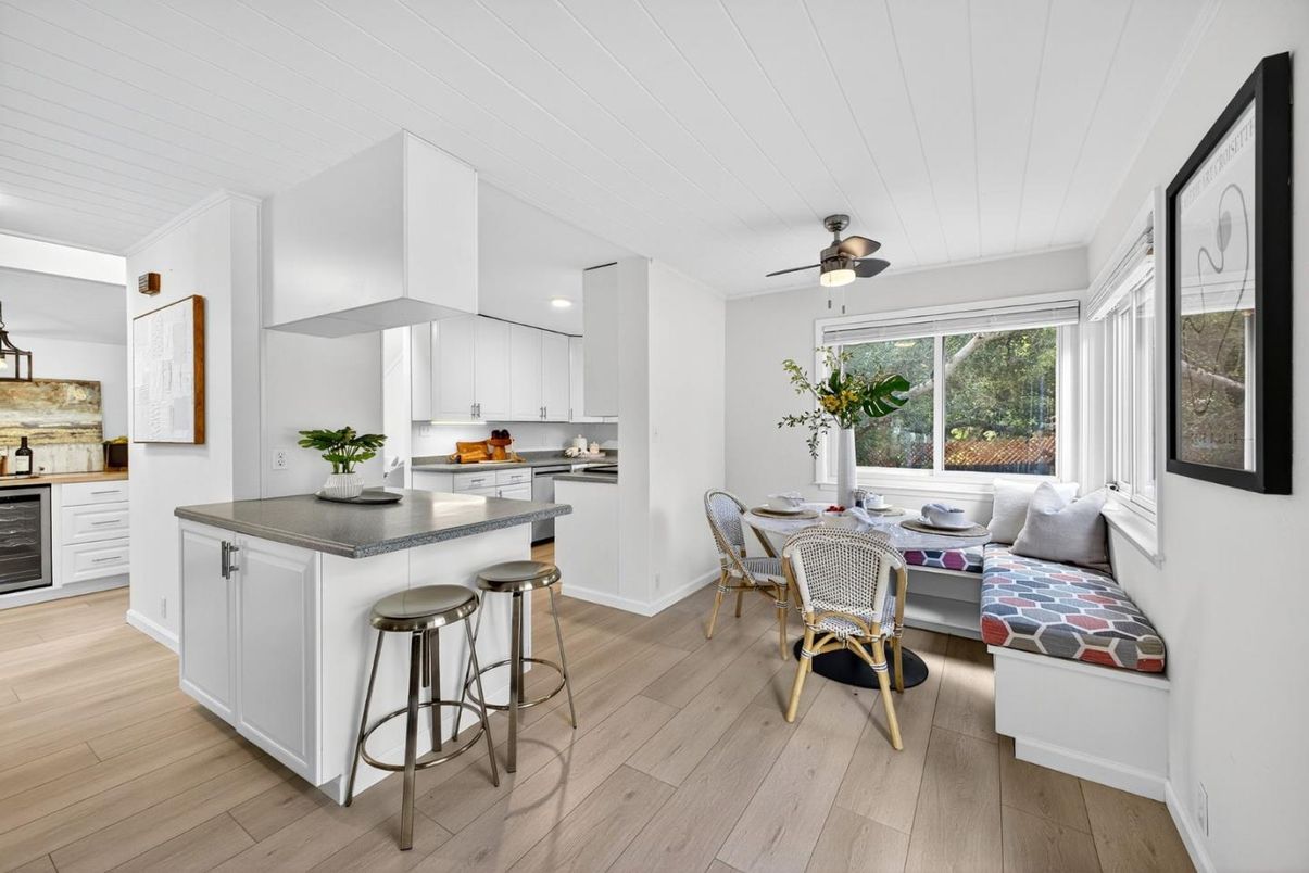 Dining room, Interior, Kitchen, Recessed Lighting, Wood Texture Flooring