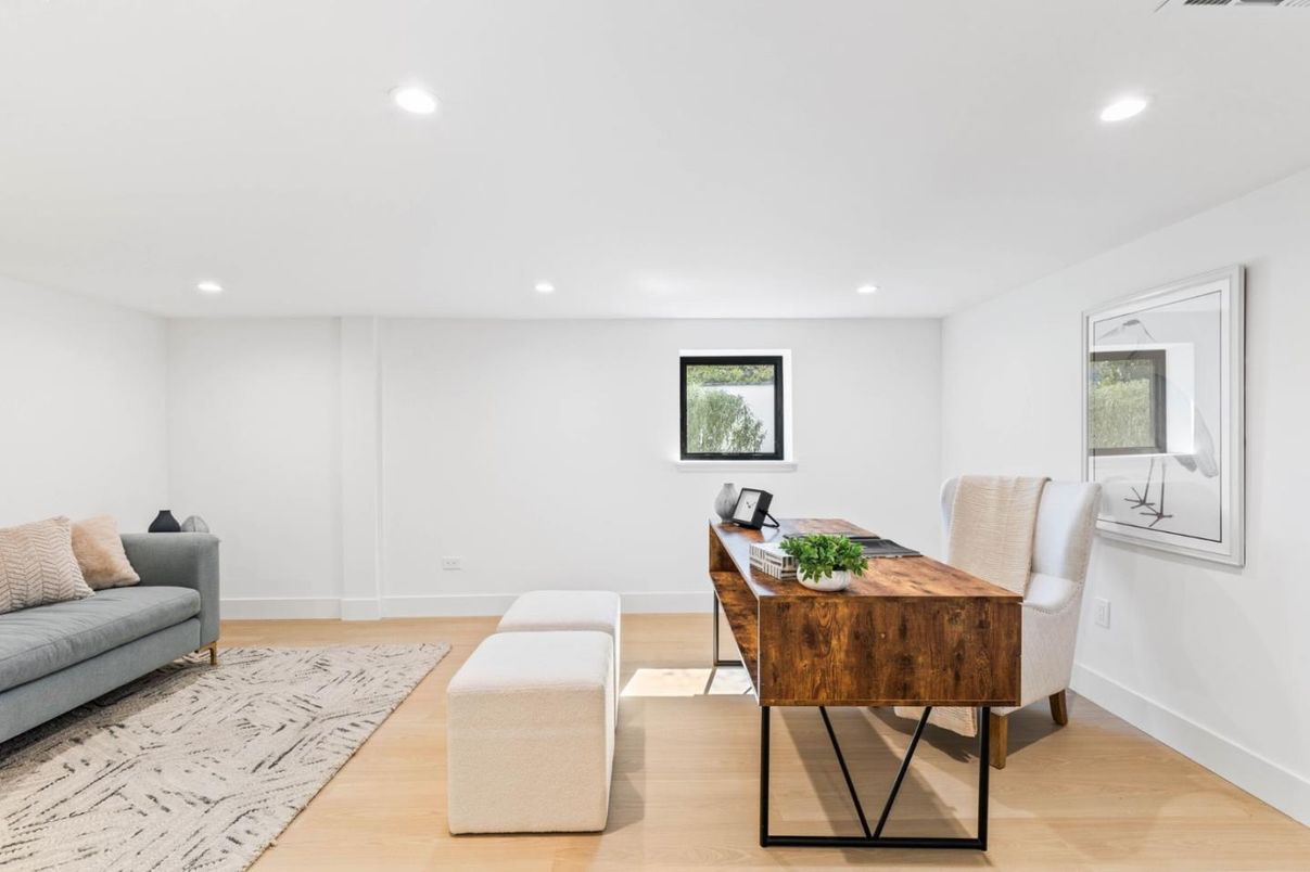 Home Office, Interior, Recessed Lighting, Wood Texture Flooring