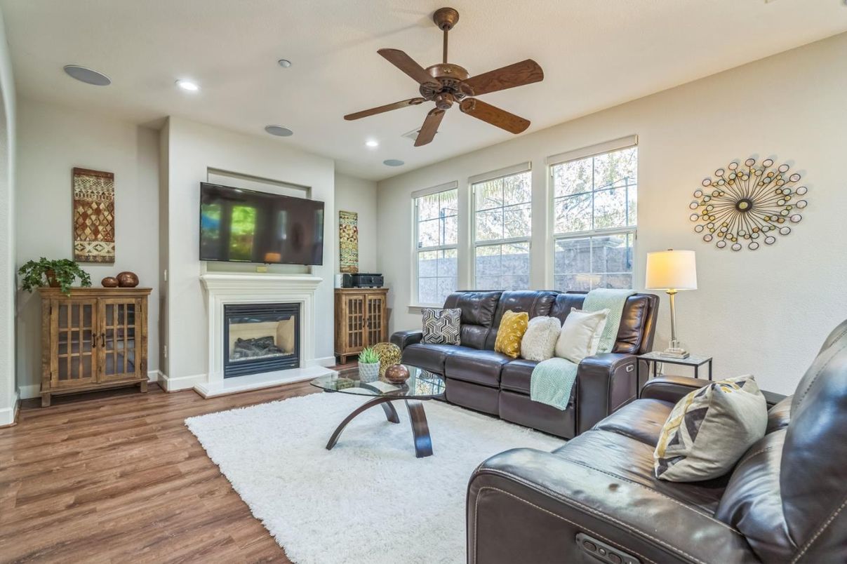 Fireplace, Interior, Living room, Recessed Lighting, Wood Texture Flooring