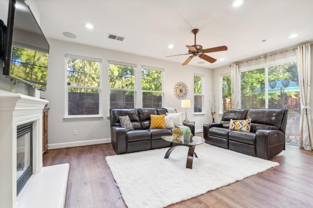 Fireplace, Interior, Living room, Recessed Lighting, Wood Texture Flooring