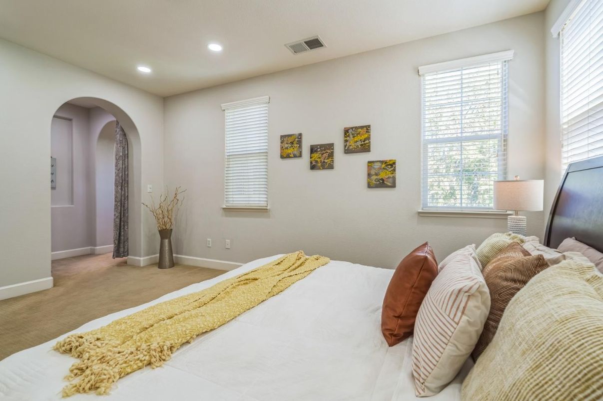 Bedroom, Interior, Recessed Lighting