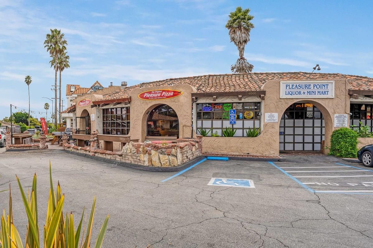 Attached, Exterior, Facade, Spanish Mediterranean