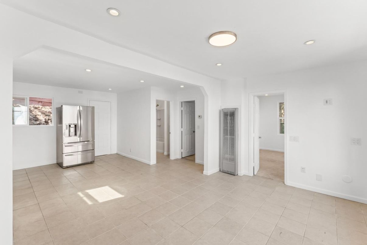 Empty room, Interior, Kitchen, Recessed Lighting, Stainless Steel Appliances