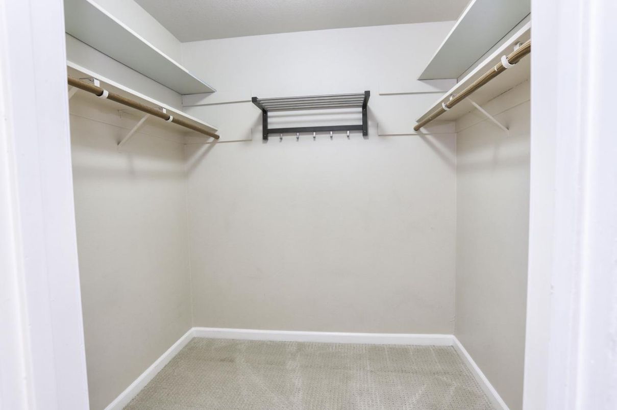 Interior, Walk-in Closets