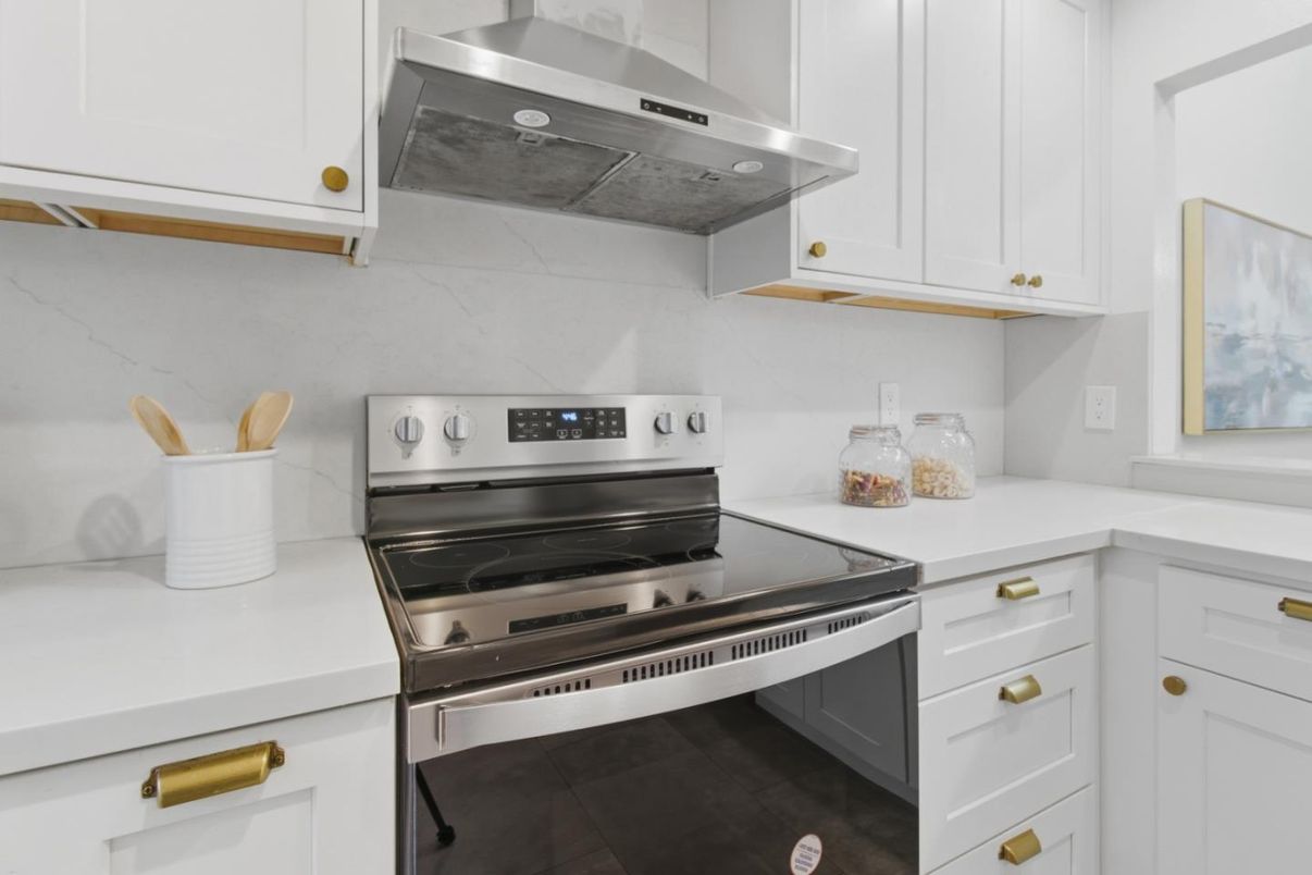 Interior, Kitchen, Stainless Steel Appliances