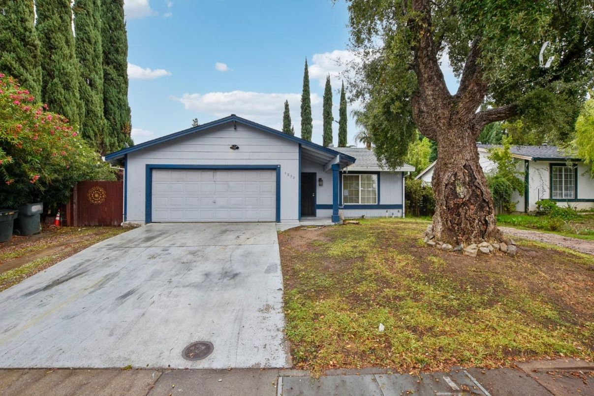 Attached, Backyard, Detached Garage, Exterior, Facade, Ranch