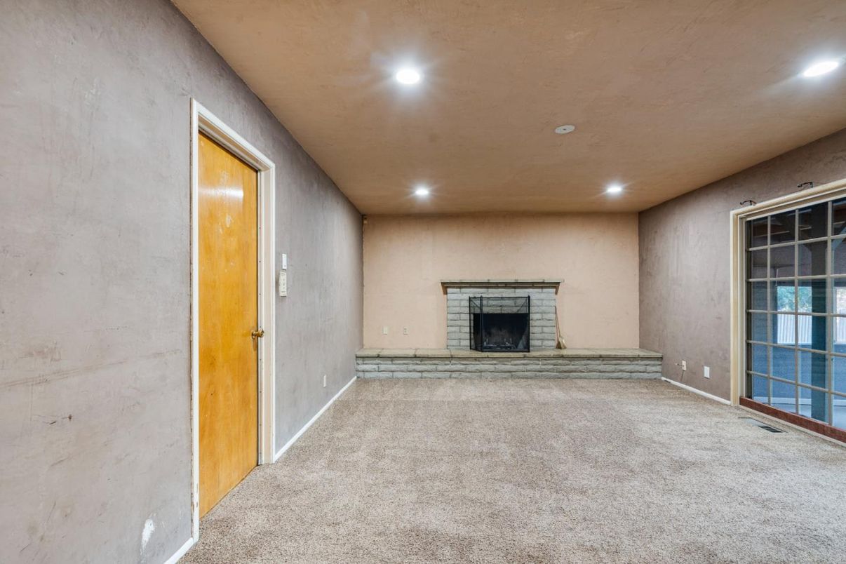 Empty room, Fireplace, Interior, Recessed Lighting