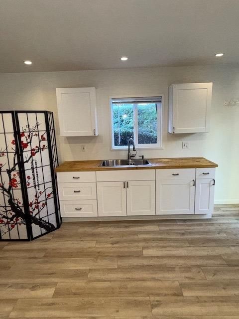 Interior, Kitchen, Recessed Lighting, Wood Texture Flooring