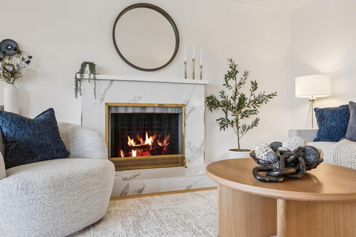 Fireplace, Interior, Living room