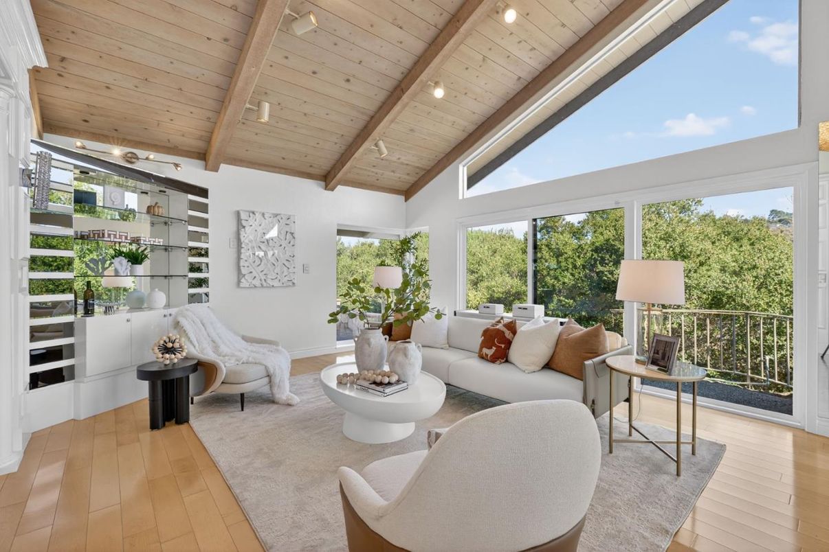 Interior, Living room, Recessed Lighting, Wooden Beams, Wooden Ceilings, Wood Texture Flooring
