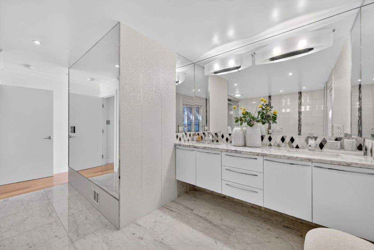 Bathroom, Dual Sink Vanities, Interior, Marble, Recessed Lighting
