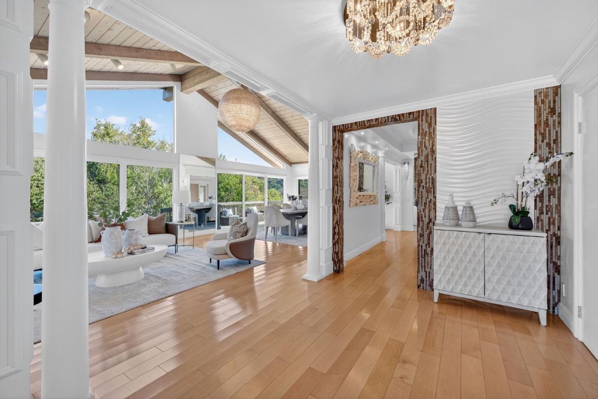 Chandelier, Interior, Living room, Wood Texture Flooring