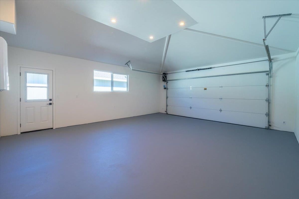 Garage, Interior, Recessed Lighting