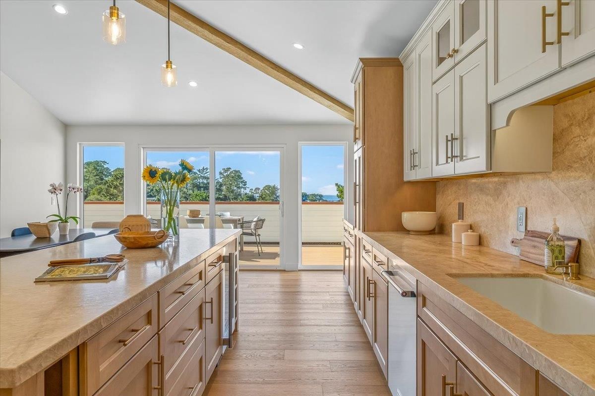 Interior, Kitchen, Pendant Lights, Recessed Lighting, Wood Texture Flooring