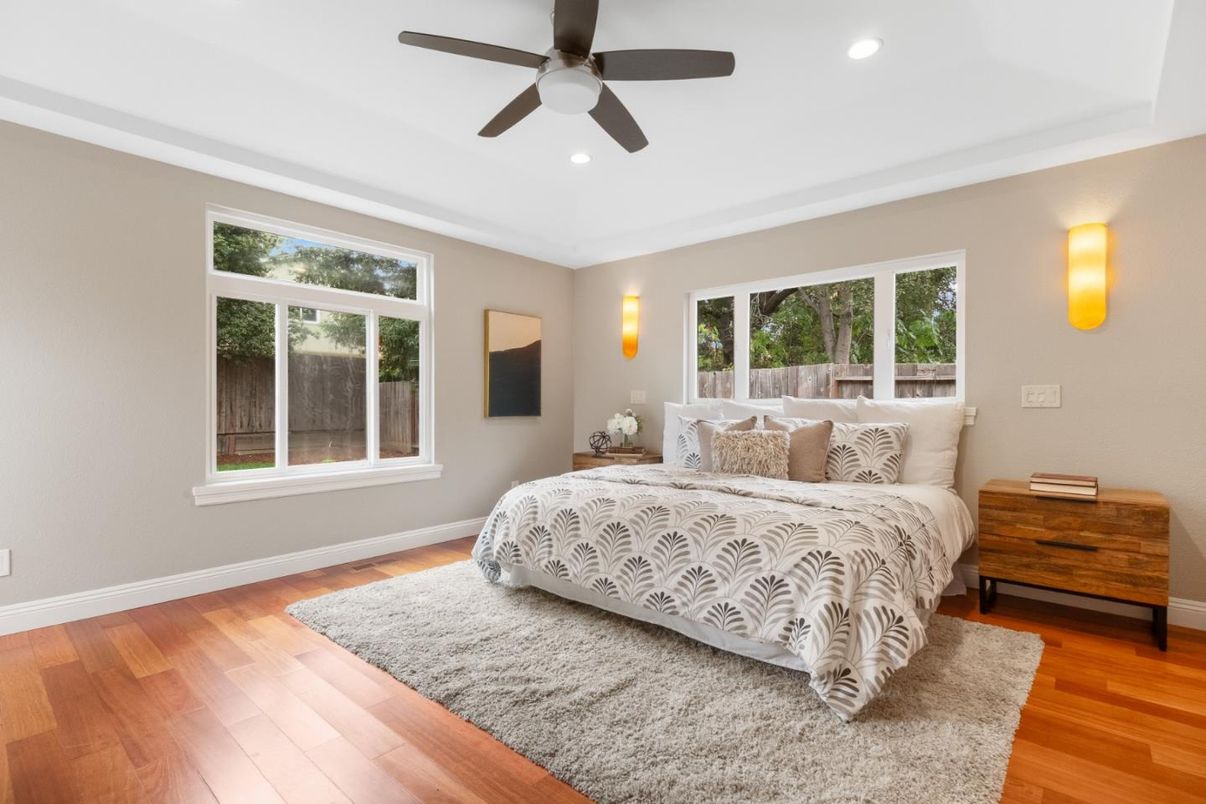 Bedroom, Interior, Recessed Lighting, Wood Texture Flooring
