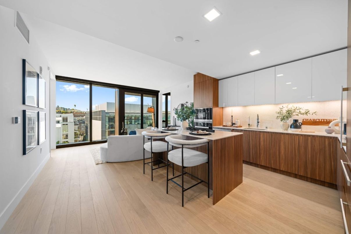 Interior, Kitchen, Living room, Recessed Lighting, Wood Texture Flooring