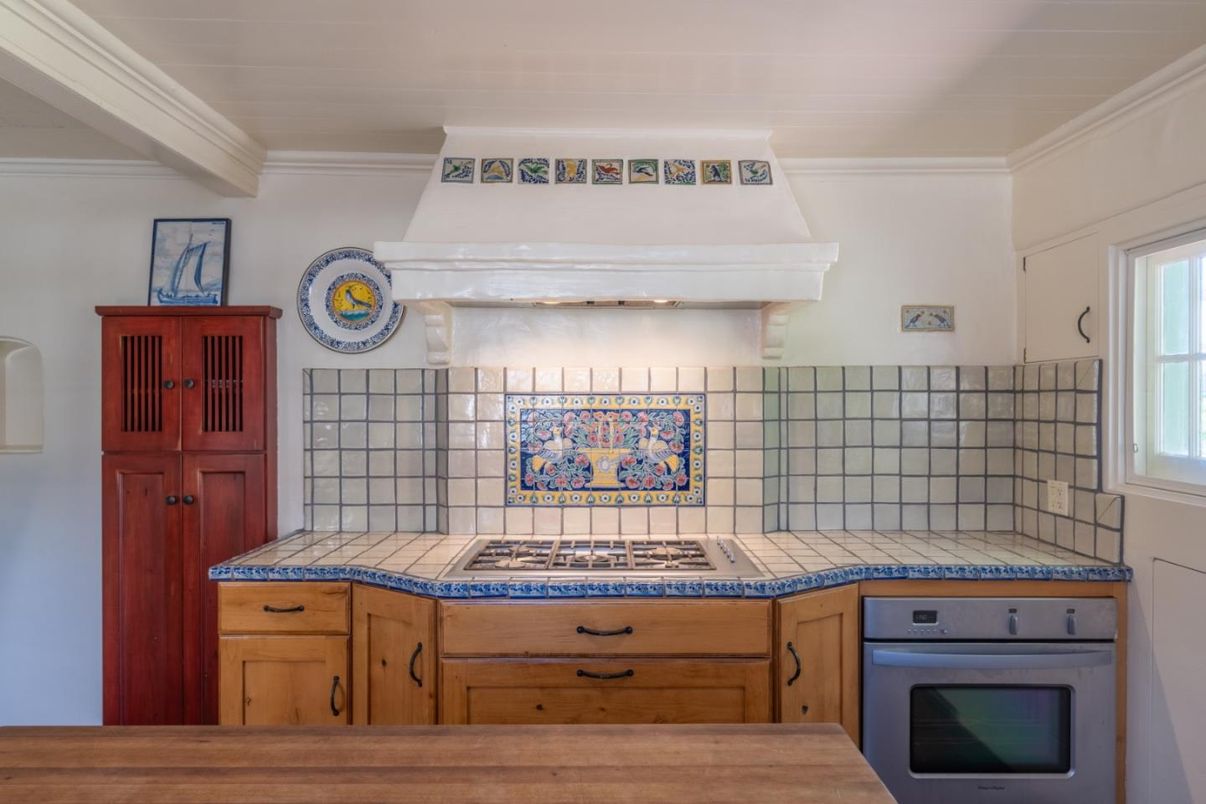 Interior, Kitchen, Tile Countertops