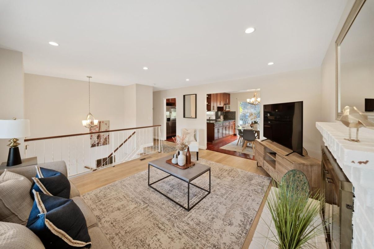 Chandelier, Dining room, Interior, Kitchen, Living room, Pendant Lights, Recessed Lighting, Wood Texture Flooring