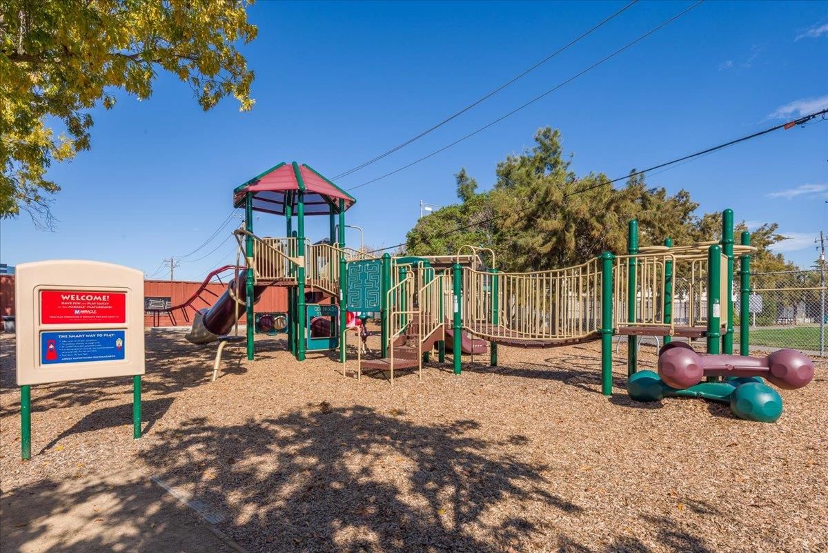Backyard, Exterior, Playground