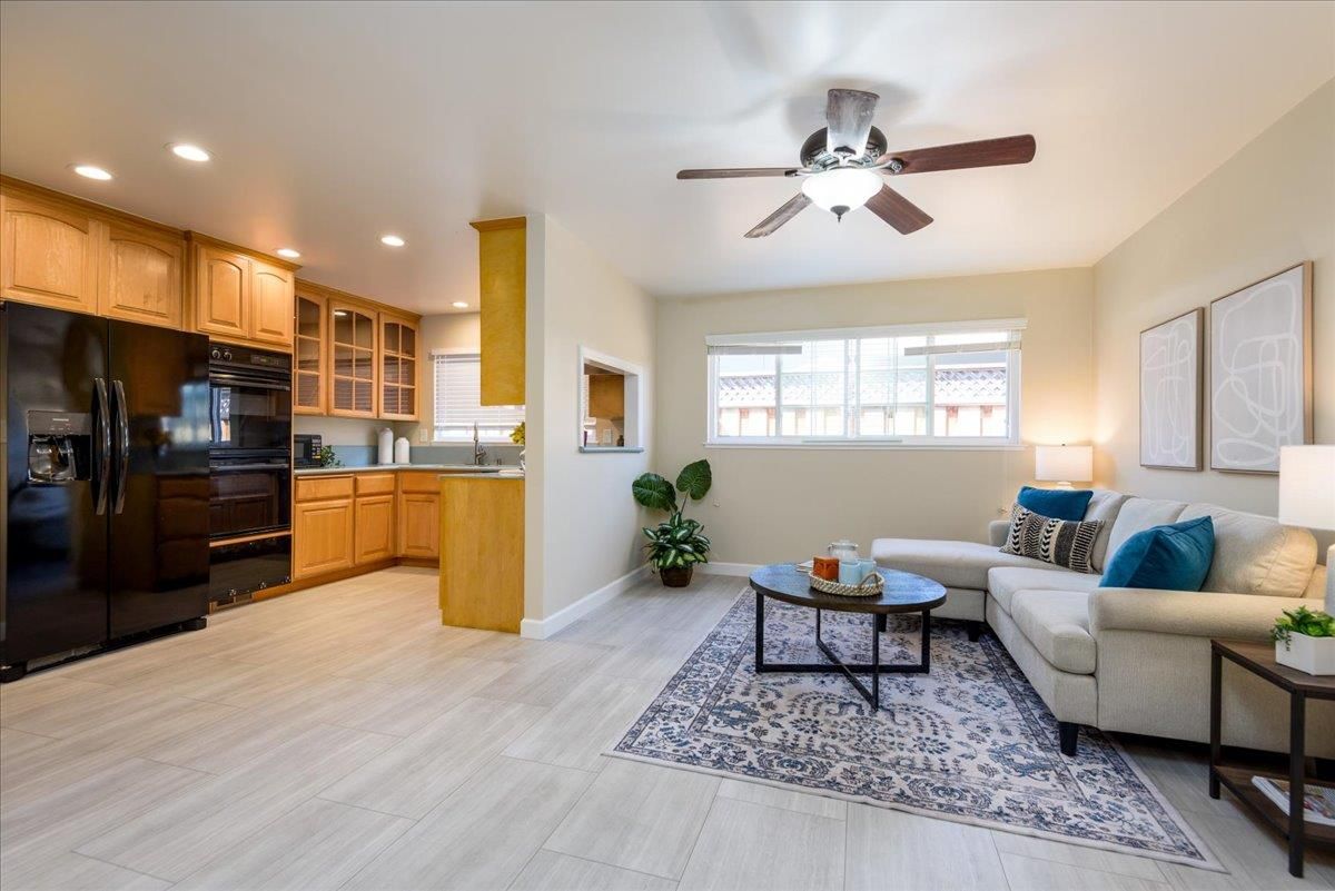 Interior, Kitchen, Living room, Recessed Lighting, Wood Texture Flooring