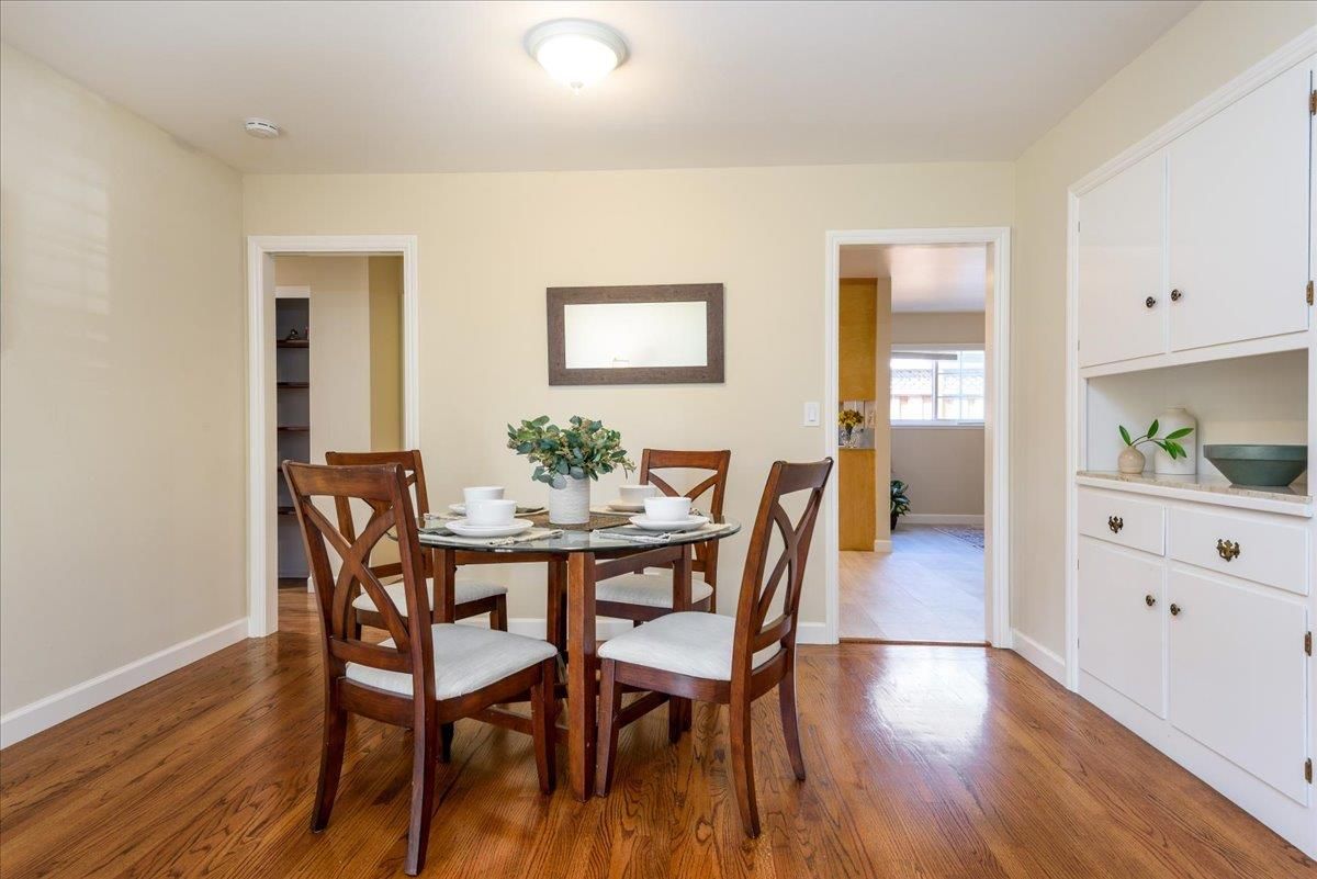 Dining room, Interior, Wood Texture Flooring
