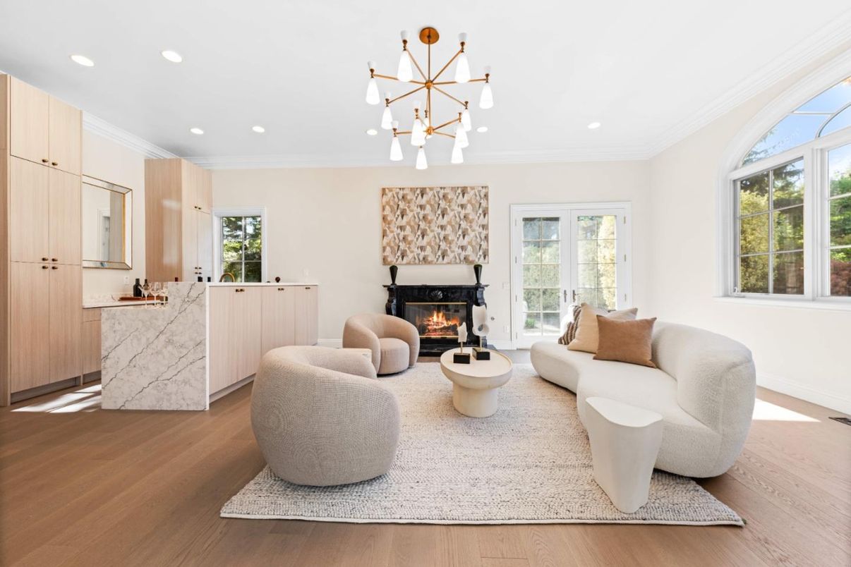 Fireplace, Interior, Living room, Pendant Lights, Recessed Lighting, Wood Texture Flooring