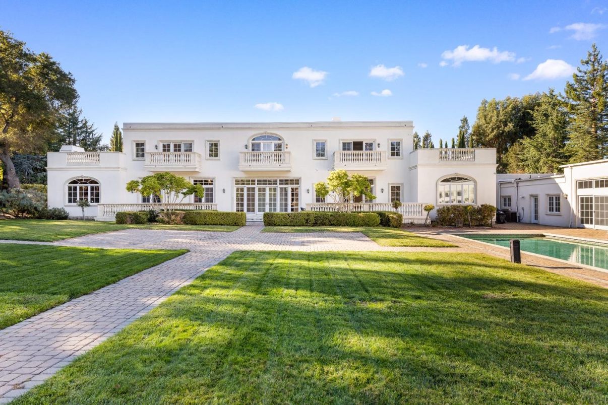Backyard, Exterior, Facade, French Provincial